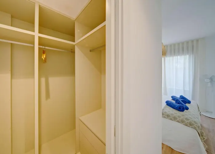 Essential By Interhome Apartman