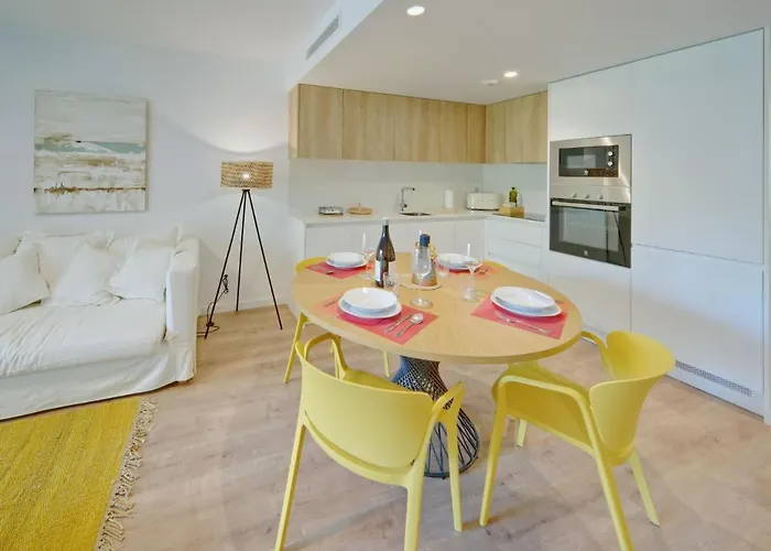 Essential By Interhome