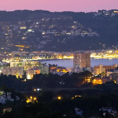 Essential By Interhome *